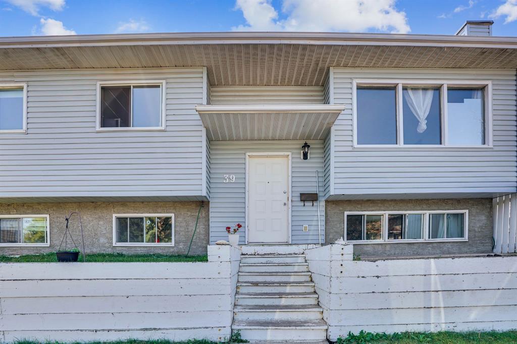 39 Ventura Road NE, Calgary, Alberta, T2E 8G1