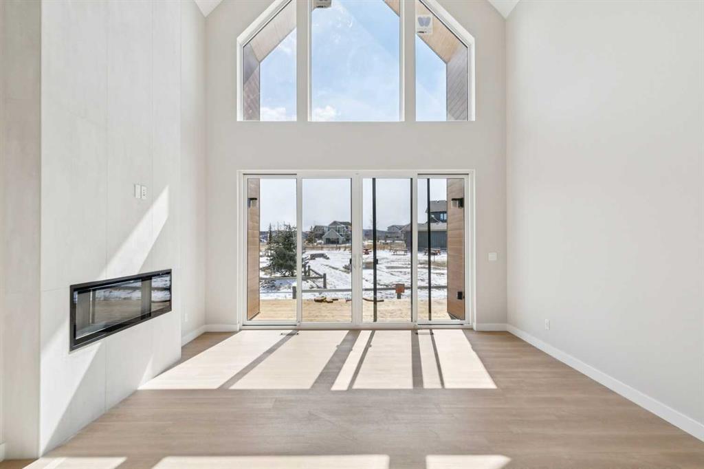 37 Cottageclub Lane, Rural Rocky View County, Alberta, T4C1B1