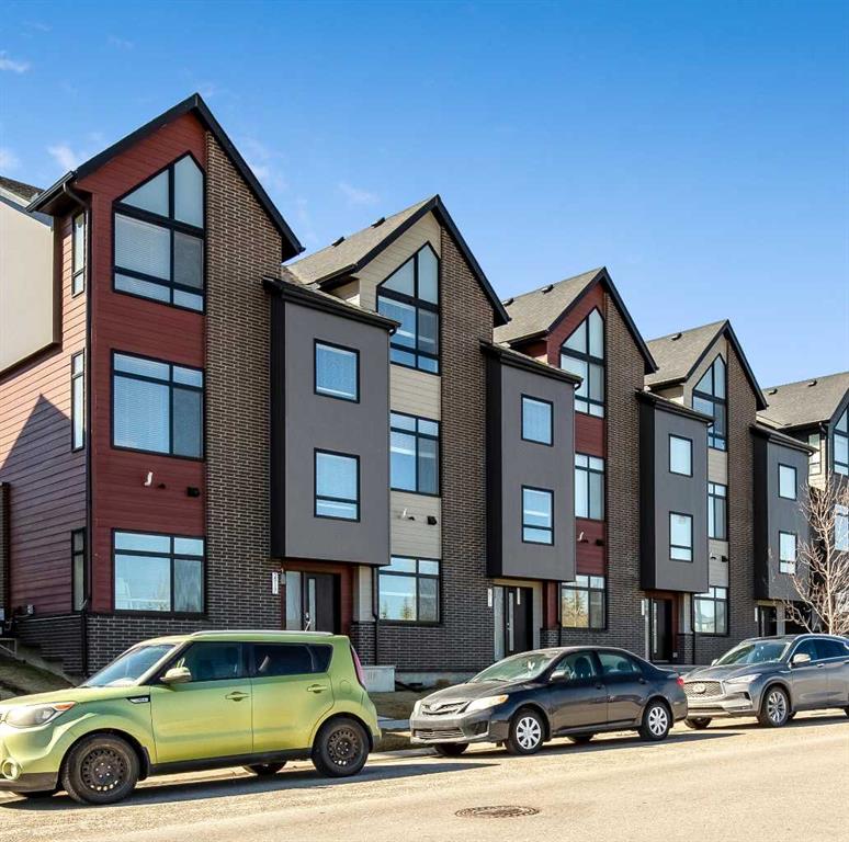 2919 136 Avenue NW, Calgary, Alberta, T3P 1K3