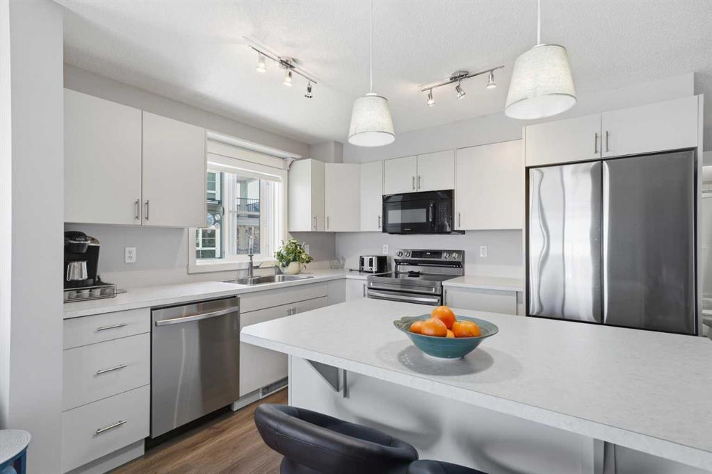 #4201 279 Copperpond Common SE, Calgary, Alberta, T2Z 1G6