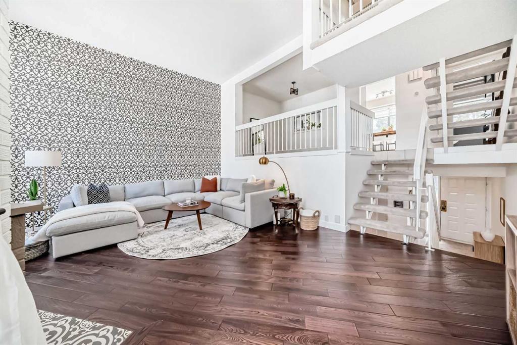 #23 10457 19 Street SW, Calgary, Alberta, T2W 3E6