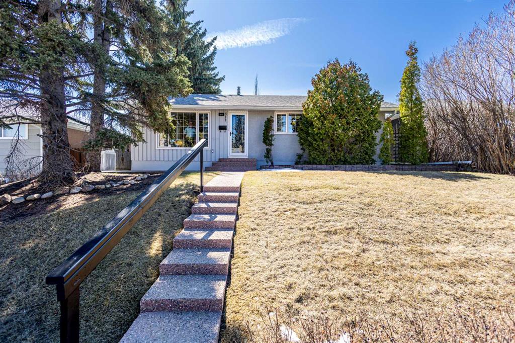 811 Seattle Drive SW, Calgary, Alberta, T2W 0M9
