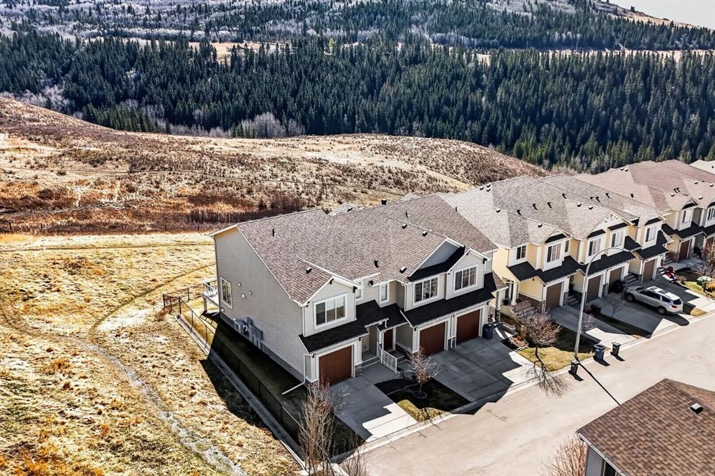 205 Sunset Point, Cochrane, Alberta, T4C 0L2