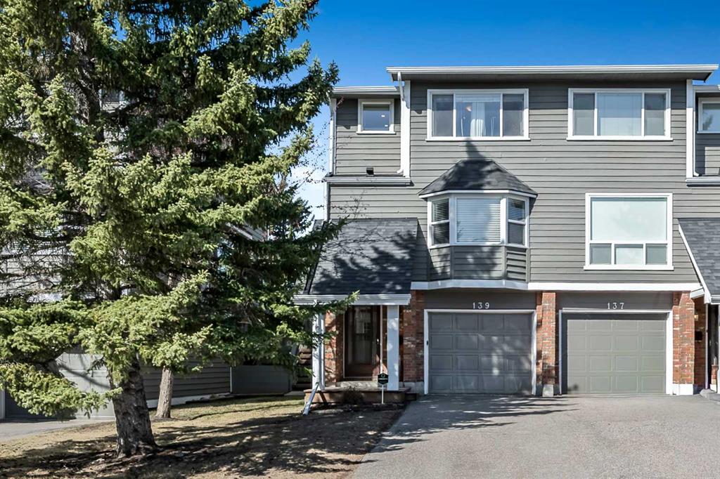 139 Woodglen Grove SW, Calgary, Alberta, T2W 4J9