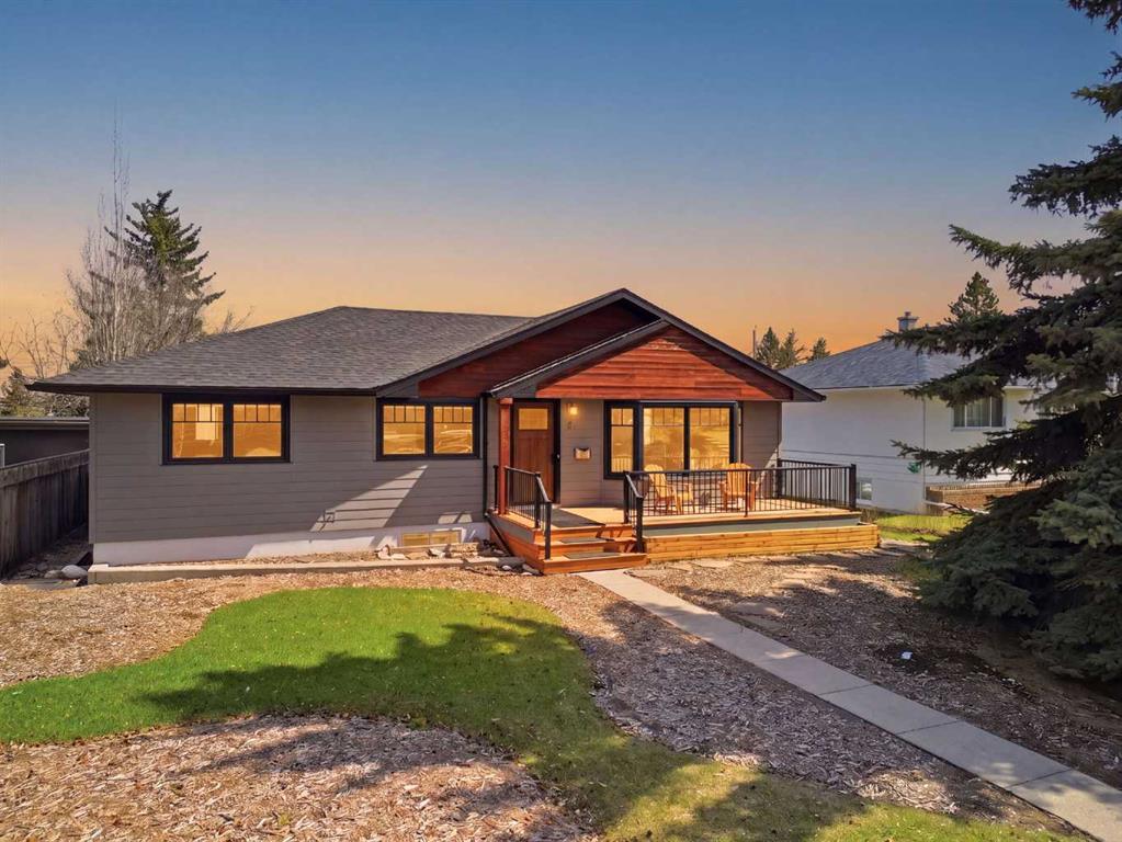 70 Wimbledon Crescent SW, Calgary, Alberta, T3C 3J1