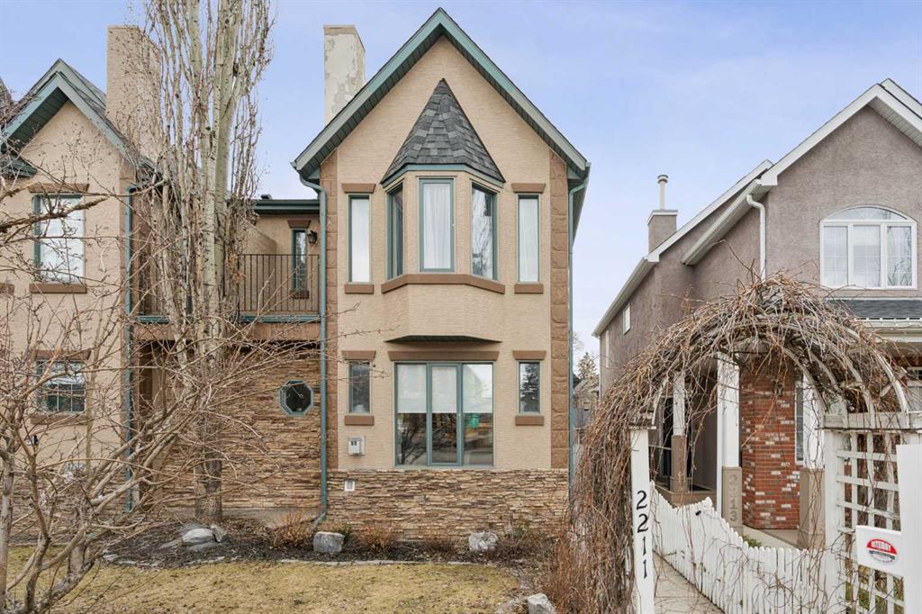 2211 Bowness Road NW, Calgary, Alberta, T2N 3L4