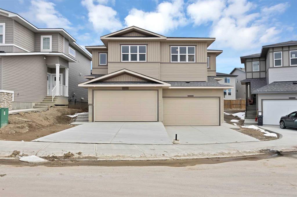 82 Heritage Circle, Cochrane, Alberta, T4C 3G9