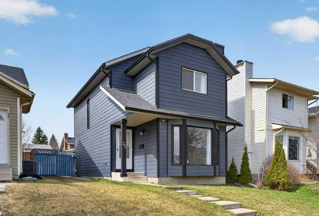 35 Martinview Crescent NE, Calgary, Alberta, T3J 2S2