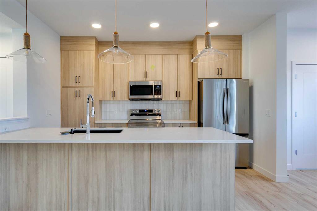 409 Clydesdale Avenue, Cochrane, Alberta, T4C 3L8