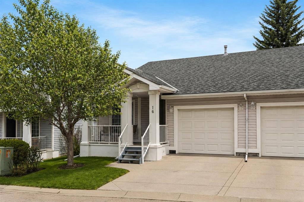 16 Douglasview Park SE, Calgary, Alberta, T2Z 2R9