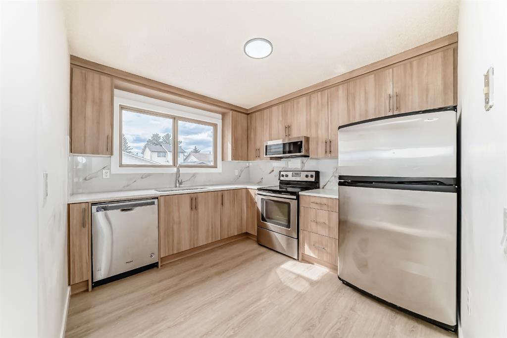 4327 38 Street NE, Calgary, Alberta, T1Y 5E6