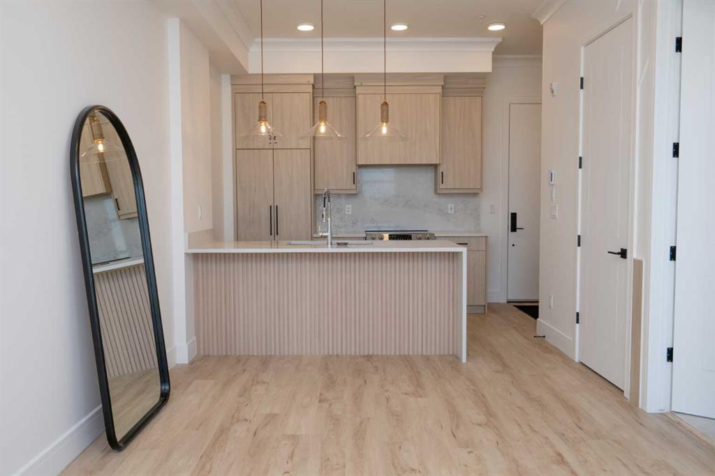 #606 370 Dieppe Drive SW, Calgary, Alberta, T3E 2L4