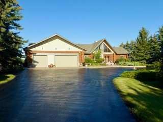 226101 88 Street E, Rural Foothills County, Alberta, T1S 3Y2