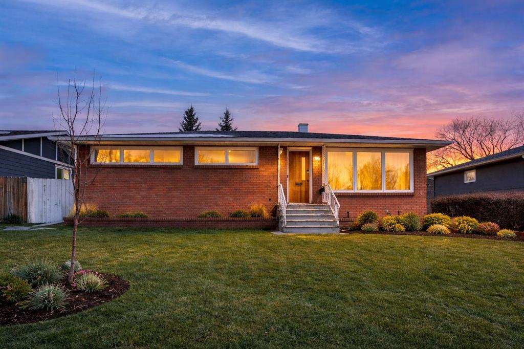 36 Malibou Road SW, Calgary, Alberta, T2V1W8