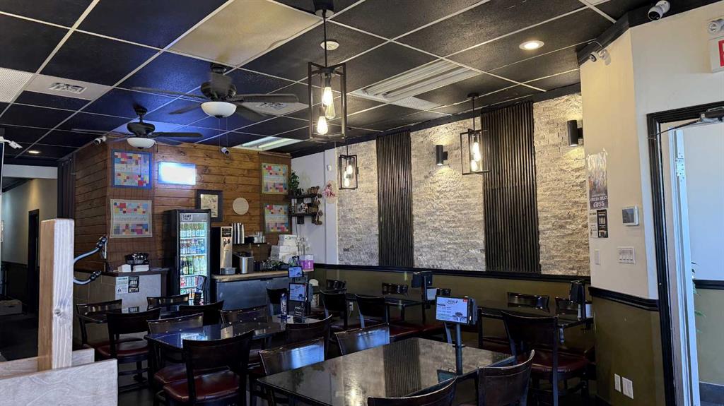 #104 3400 14 Street, Calgary, Alberta, T2K 1H9