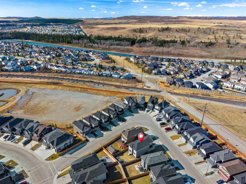 32 Paint Horse Crescent, Cochrane, Alberta, T4C2V7