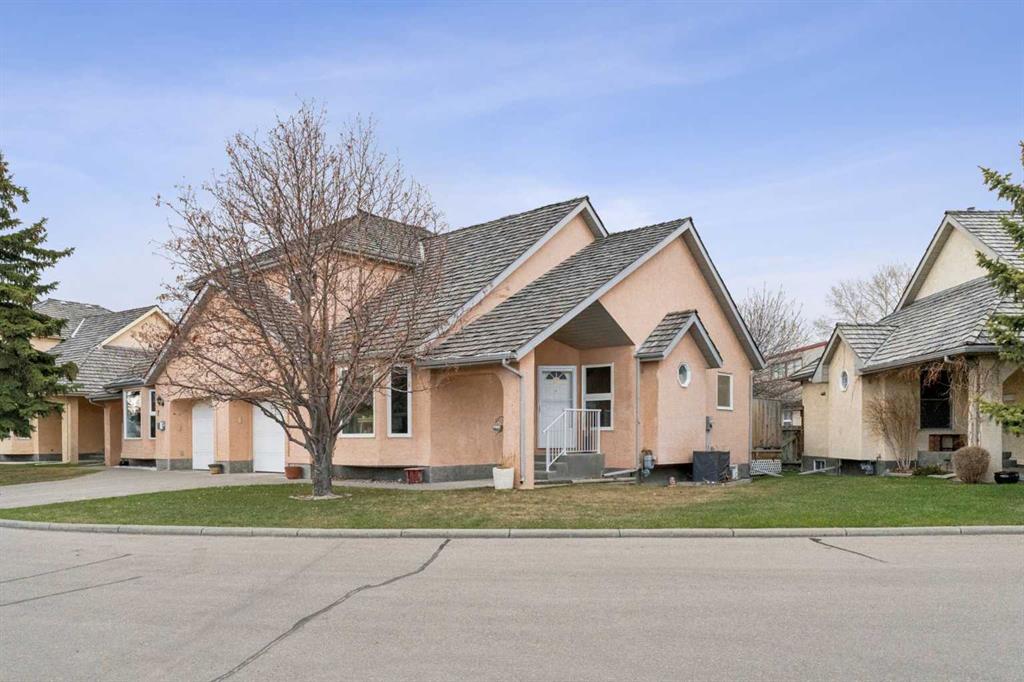 #8 26 Quigley Drive, Cochrane, Alberta, T4C 1M2