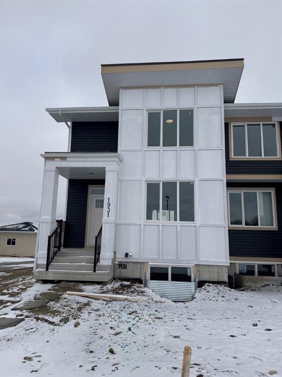 1931 McCaskill Drive, Crossfield, Alberta, T0M0C1