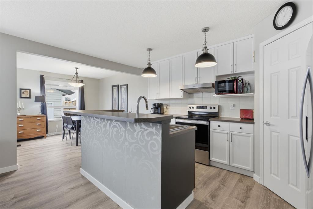 44 Cimarron Grove Way, Okotoks, Alberta, T1S 2L9