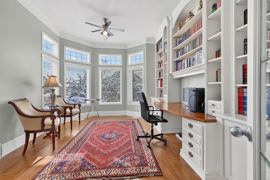 331 Mt Douglas Court SE, Calgary, Alberta, T2Z 3J7