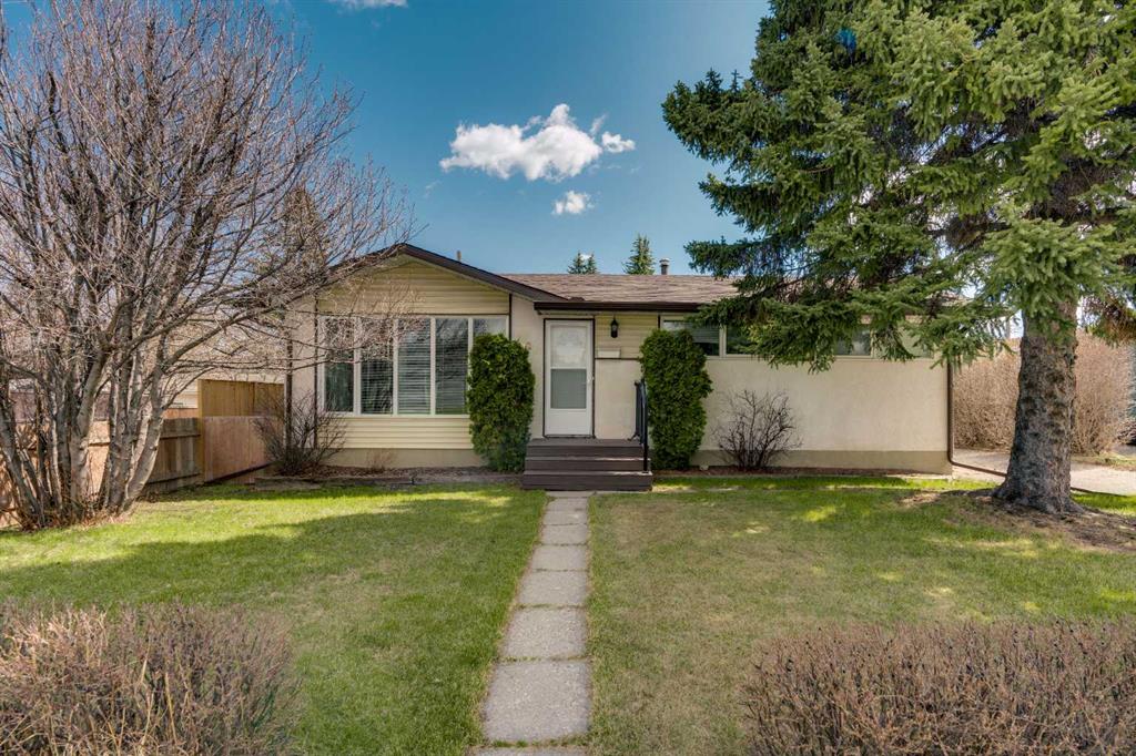 212 Westwood Drive SW, Calgary, Alberta, T3C 2W3