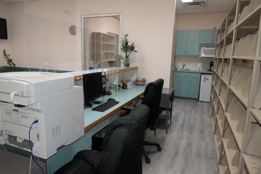 #219 328 Centre Street SE, Calgary, Alberta, T2G 4X6