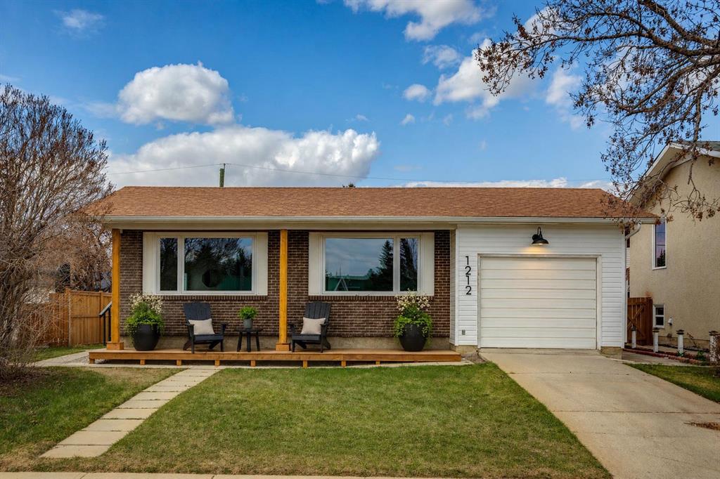 1212 Lake Sylvan Drive SE, Calgary, Alberta, T2J5N7
