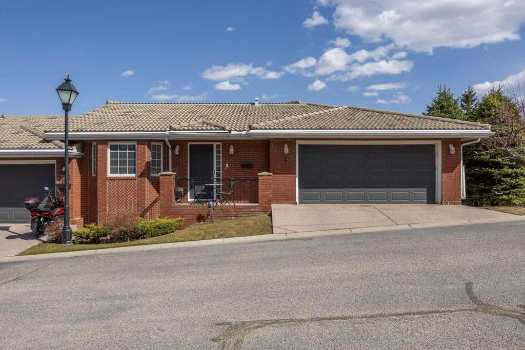 4 Prominence Path SW, Calgary, Alberta, T3H 2W7