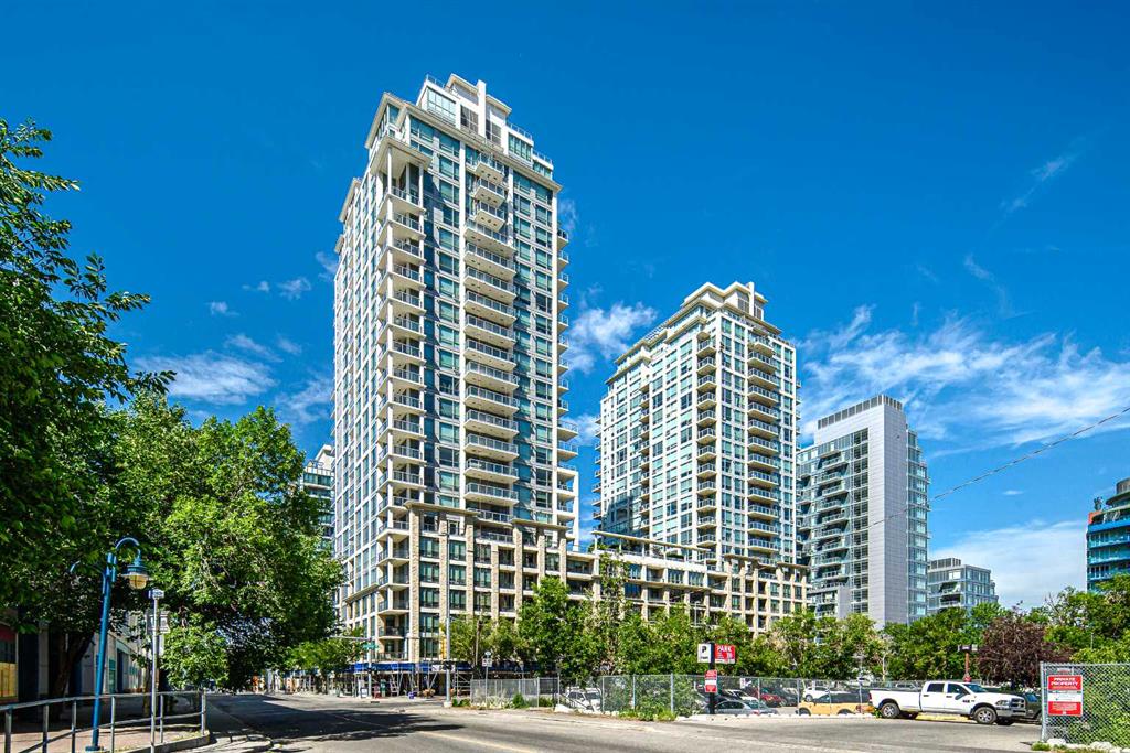 #555 222 Riverfront Avenue SW, Calgary, Alberta, T2P 0W3