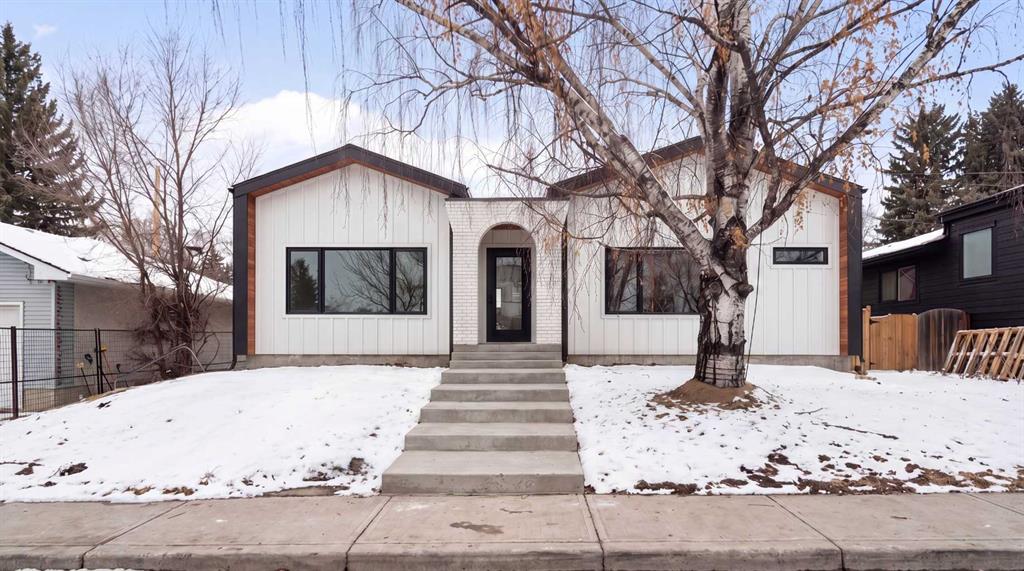88 CHEYENNE Crescent NW, Calgary, Alberta, T2L 0Z2