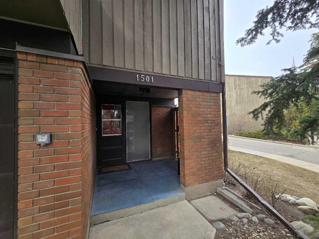 #1501 9803 24 Street SW, Calgary, Alberta, T2V 1S5
