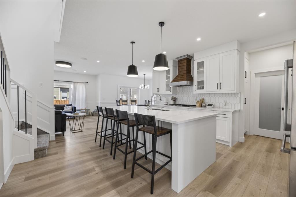 806 Mandalay Boulevard, Carstairs, Alberta, T0M0N0