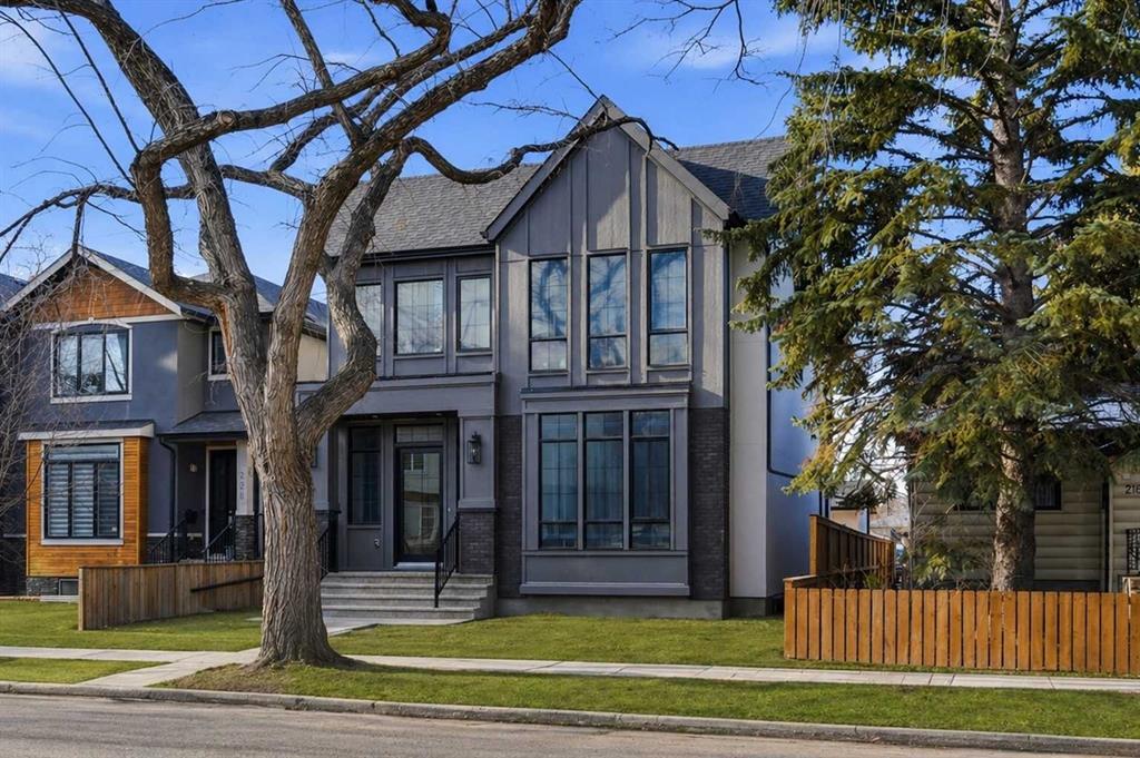 218 19 Avenue NW, Calgary, Alberta, T2M 0Y2
