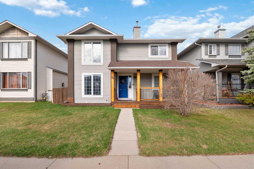 11 Woodside Circle, Airdrie, Alberta, T4B 2H8