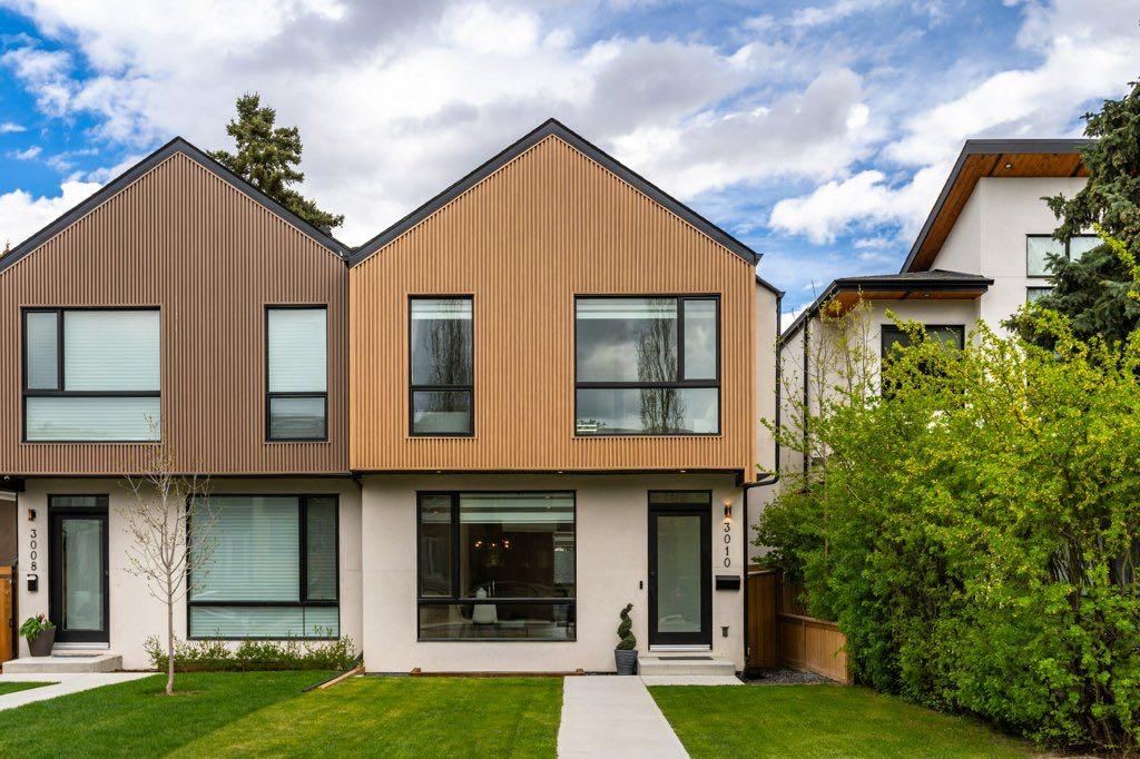 3010 26A Street SW, Calgary, Alberta, T3E 2E1