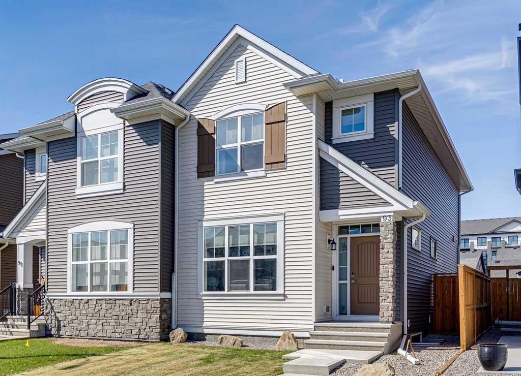 93 Wolf Gate, Okotoks, Alberta, T1S 5T9
