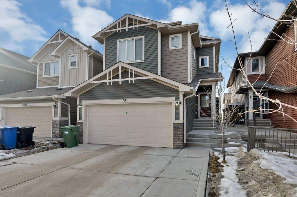 93 Saddlestone Place NE, Calgary, Alberta, T3J 0Z6