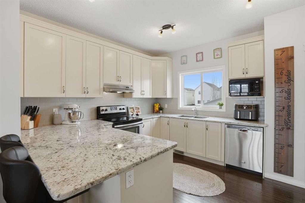 2116 Reunion Square NW, Airdrie, Alberta, T4B0Y9