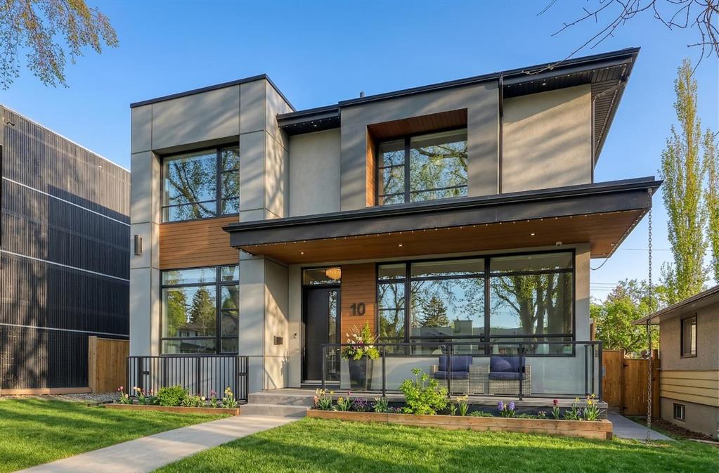 10 Lissington Drive SW, Calgary, Alberta, T3E 5E1