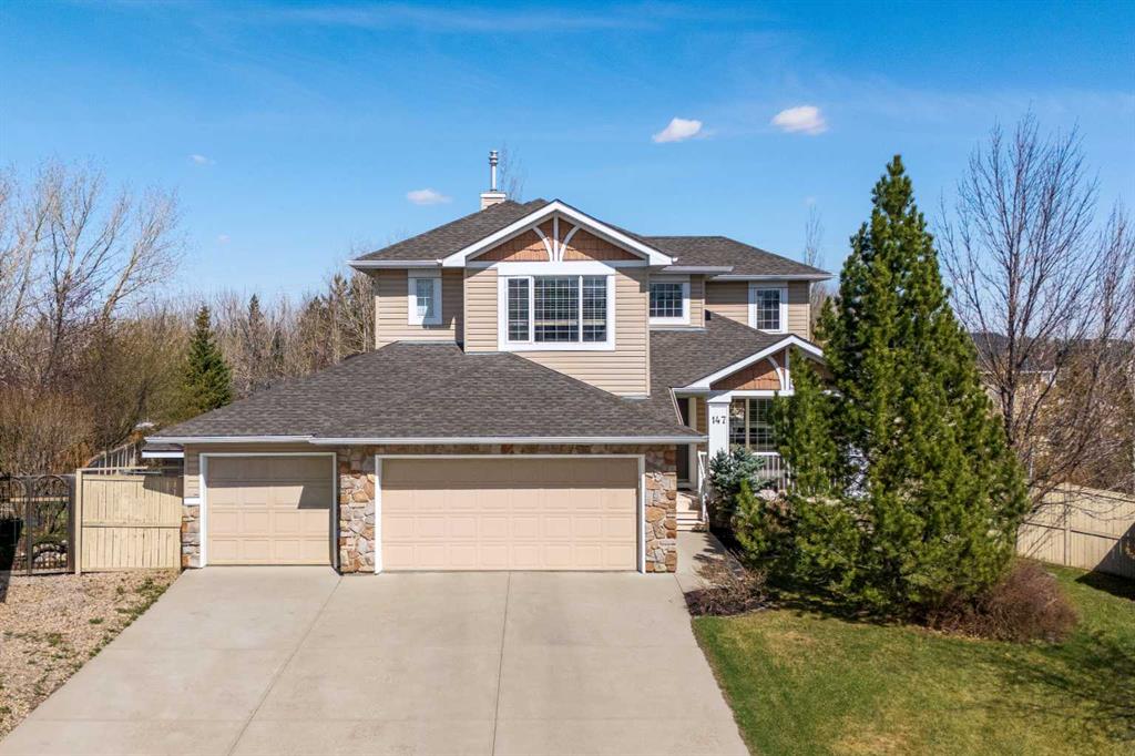 147 HAWKMERE View, Chestermere, Alberta, T1X 1T8
