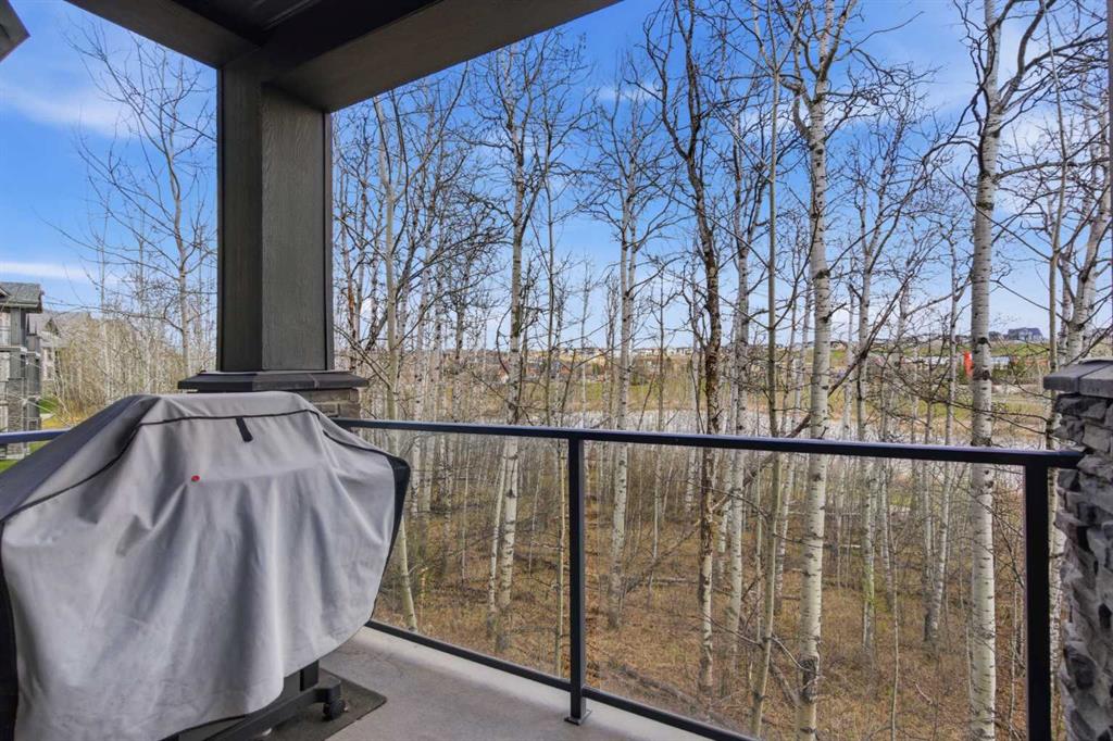 #228 35 Aspenmont Heights SW, Calgary, Alberta, T3H 0E5