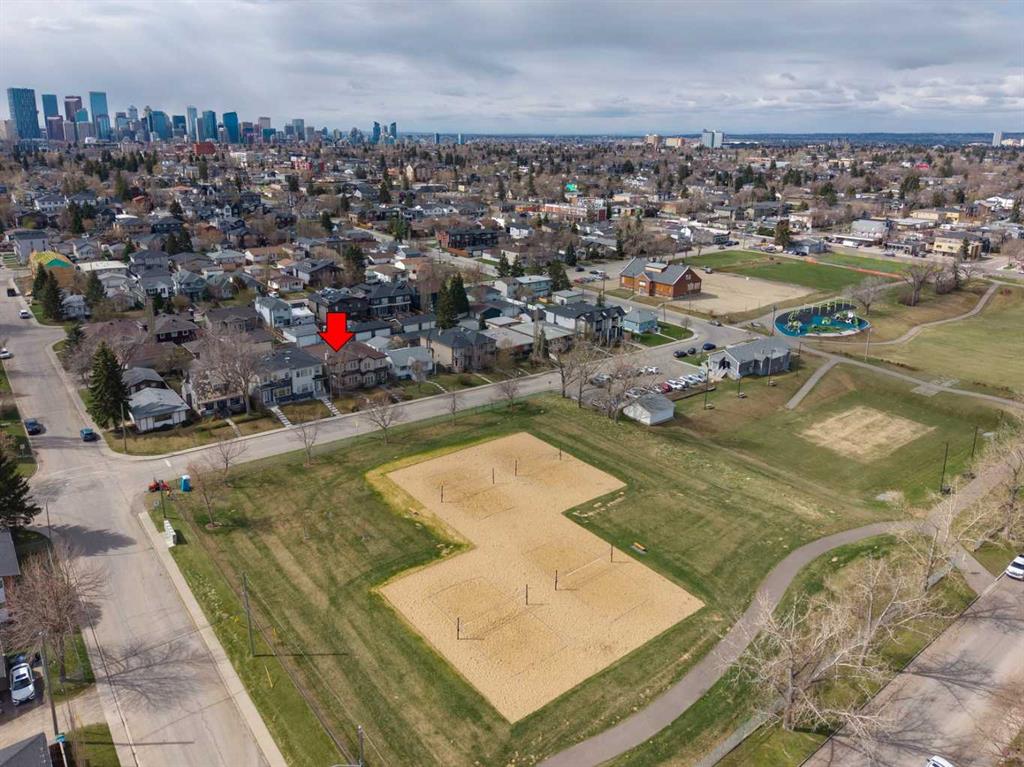 229 29 Avenue NE, Calgary, Alberta, T2E2C2
