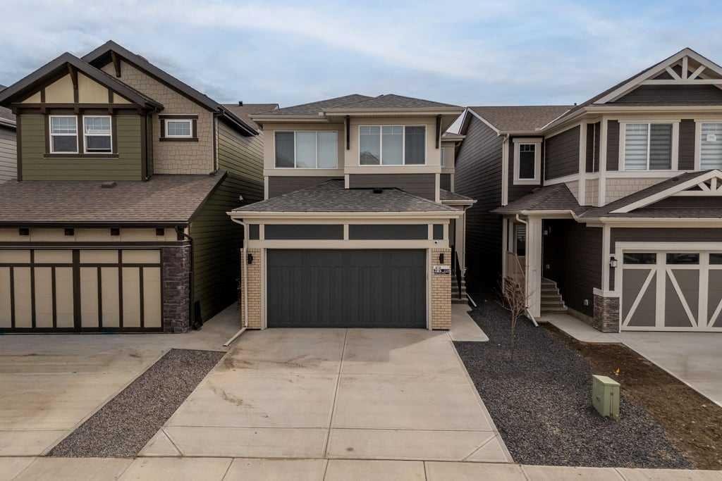 338 Magnolia Way SE, Calgary, Alberta, T3M 3S6