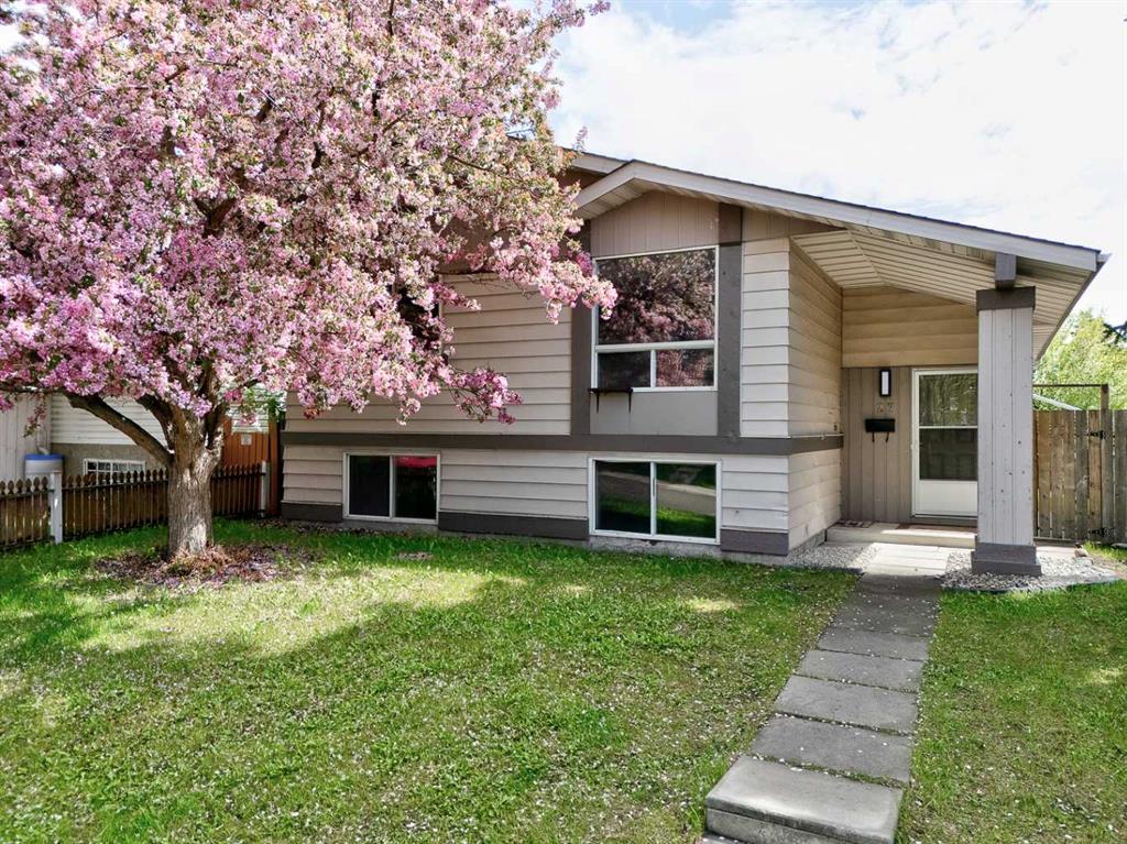 27 Dovely Way SE, Calgary, Alberta, T2B 2K7