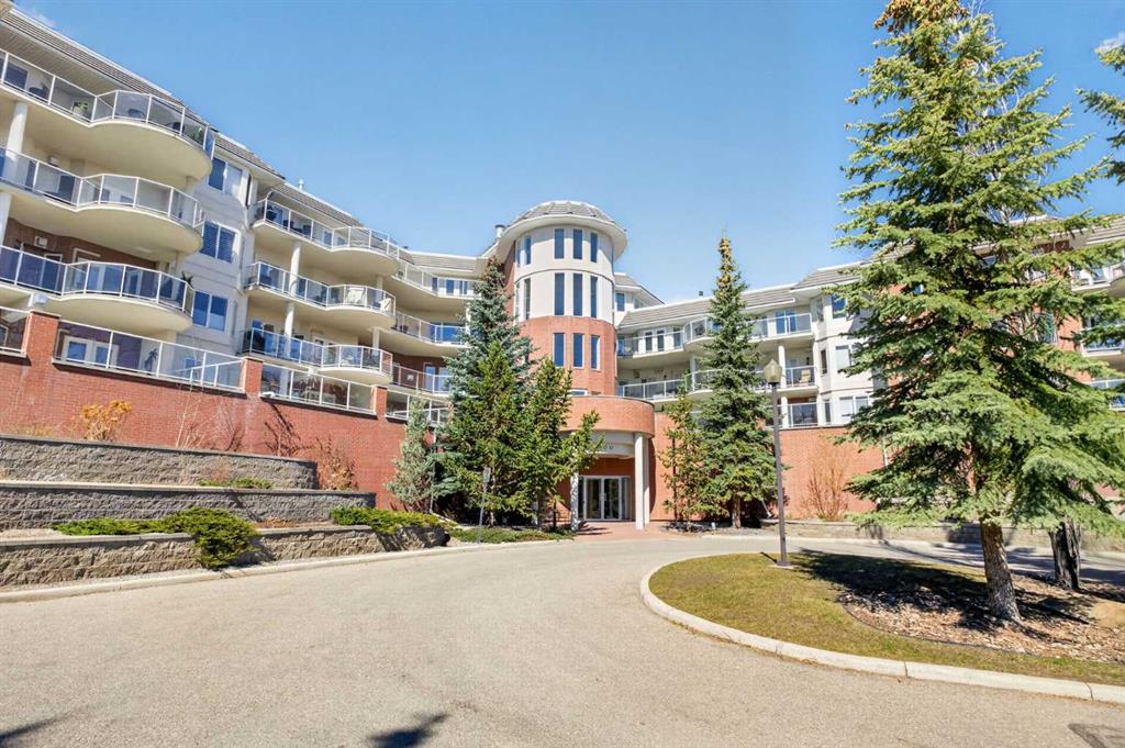 #202 200 Patina Court SW, Calgary, Alberta, T3H 4K9