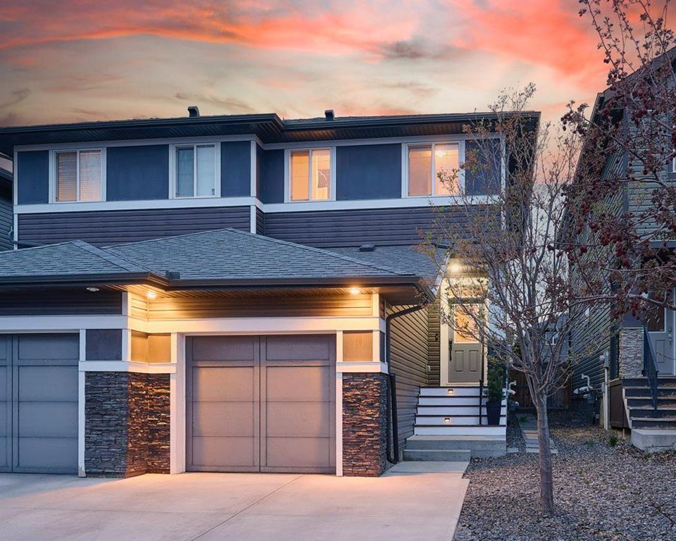 194 Legacy Mews SE, Calgary, Alberta, T2X 0Y5