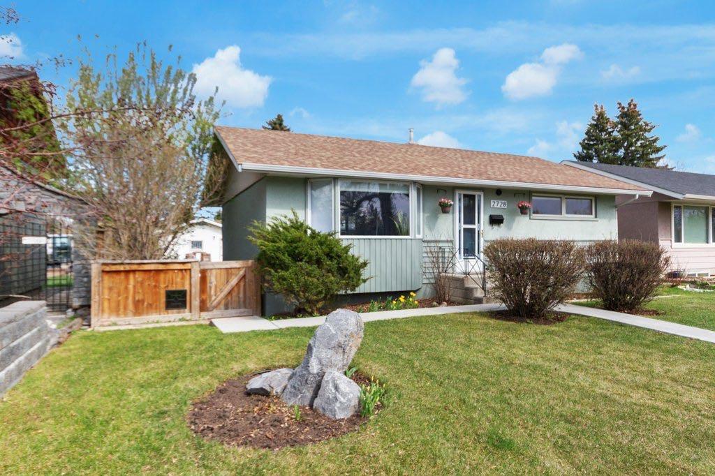 2728 45 Street SW, Calgary, Alberta, T3E 3Y4