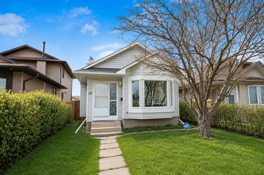 37 Martingrove Way NE, Calgary, Alberta, T3J2T2