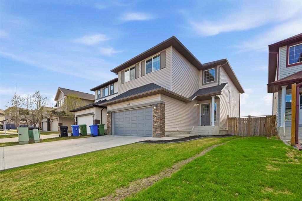 115 Everwoods Park SW, Calgary, Alberta, T2Y 0G3