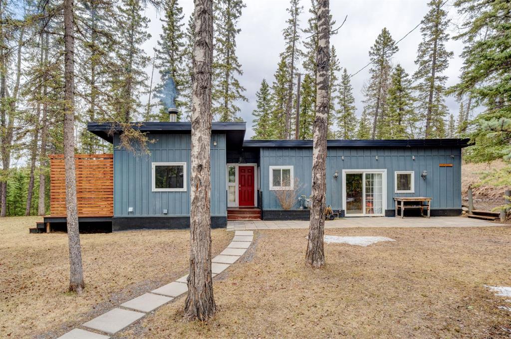 84 Burney, Bragg Creek, Alberta, T0L 0C5